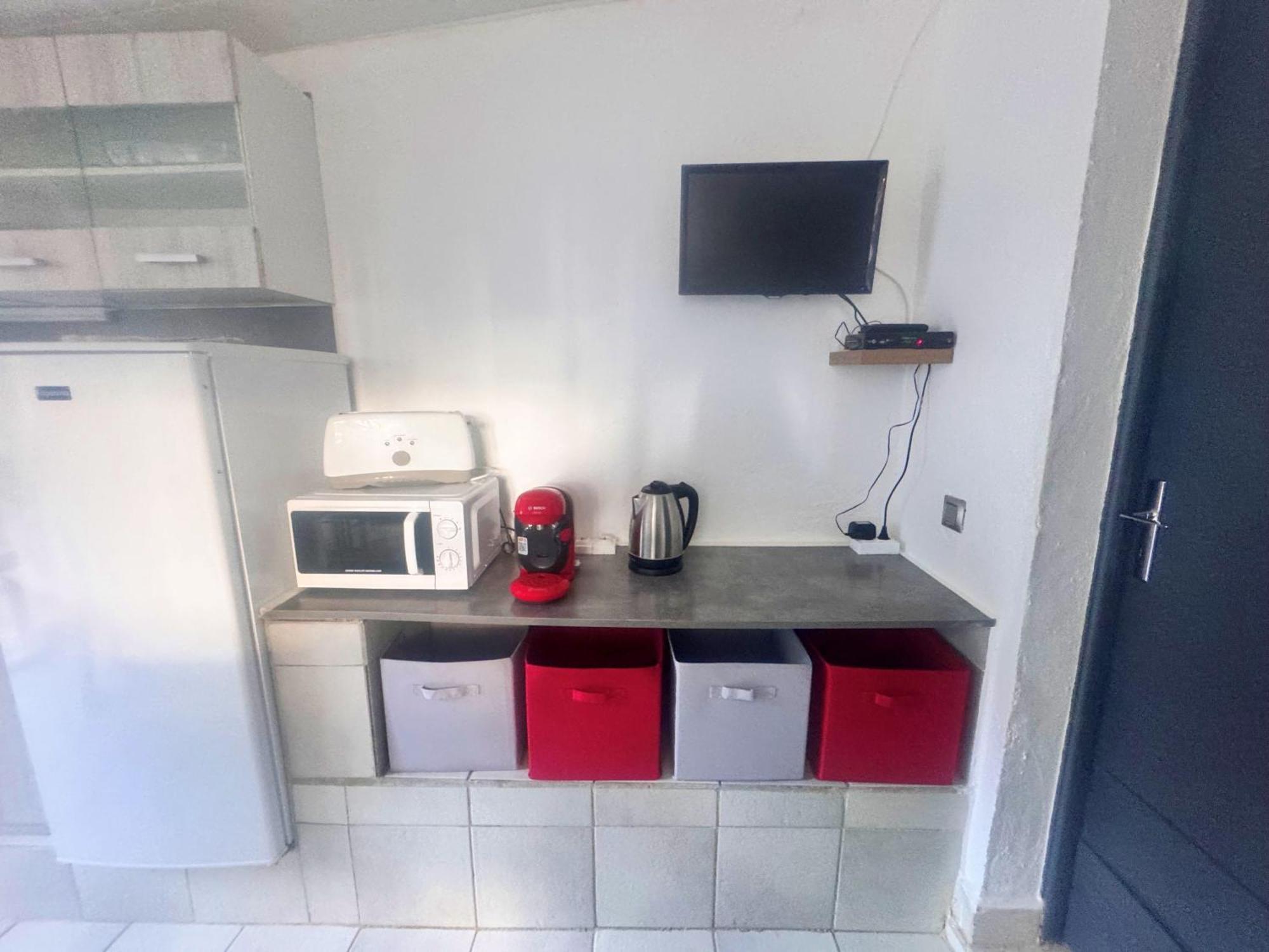 Les Pieds Dans L'Eau T2 E Apartment Calvi  Exterior foto
